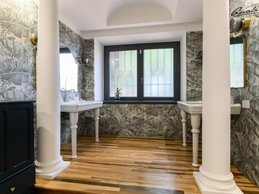 Immagine 15 di Villa in vendita  in VIA COLLE PIGNATTA a Velletri