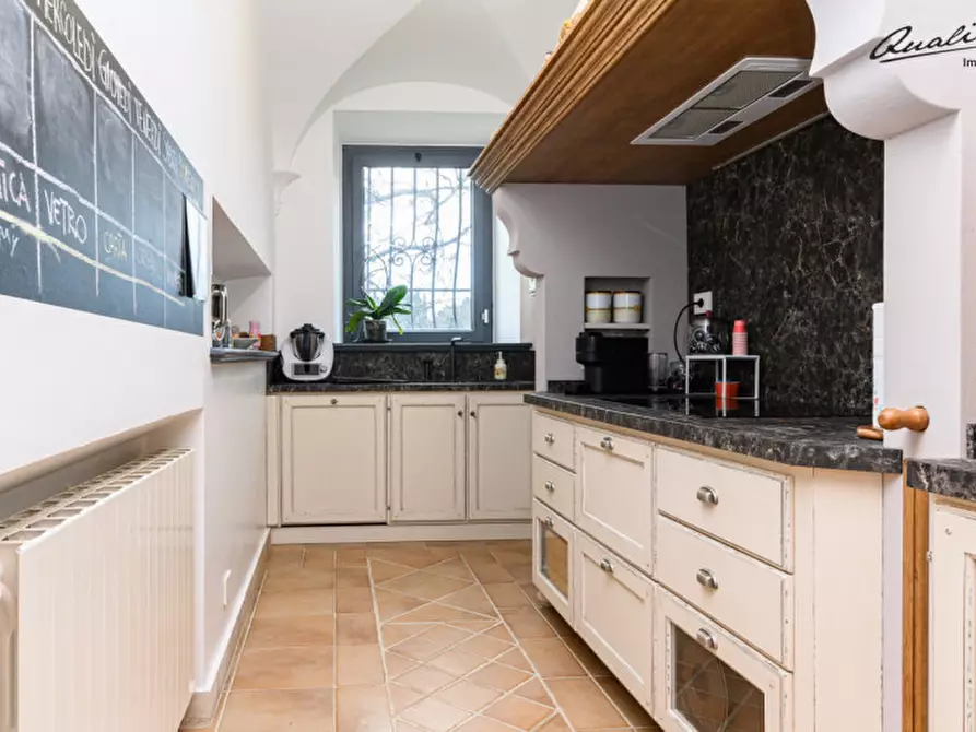 Immagine 19 di Villa in vendita  in VIA COLLE PIGNATTA a Velletri