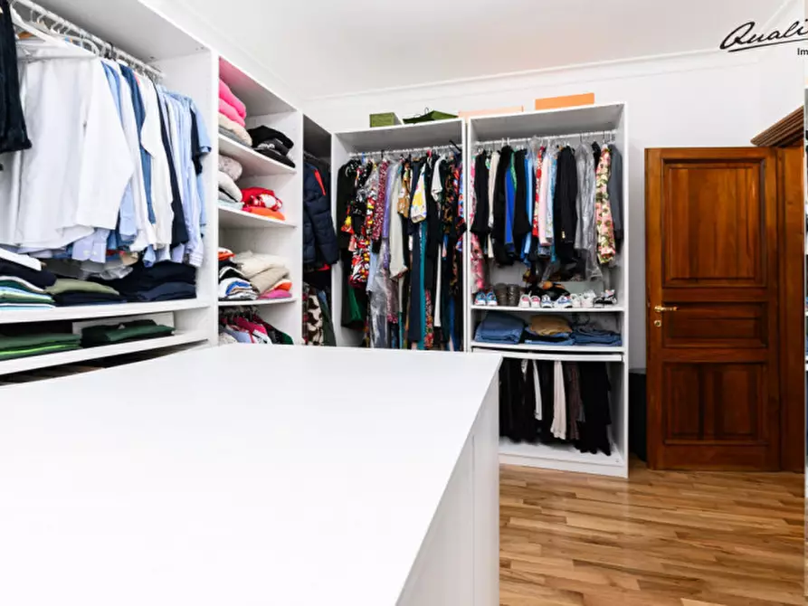 Immagine 27 di Villa in vendita  in VIA COLLE PIGNATTA a Velletri