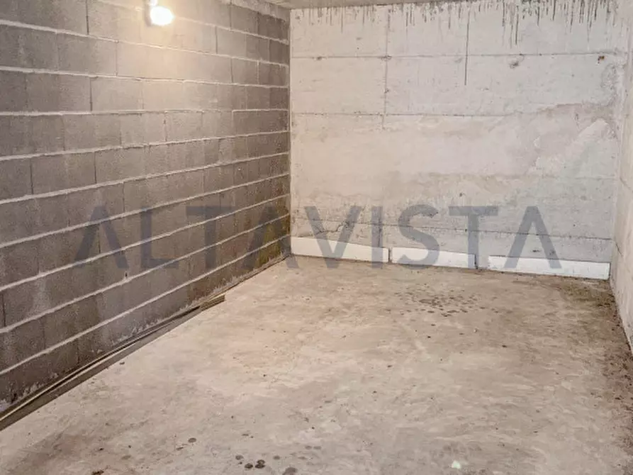 Immagine 4 di Garage in vendita  in Via delle Fiamme Verdi a Bedizzole