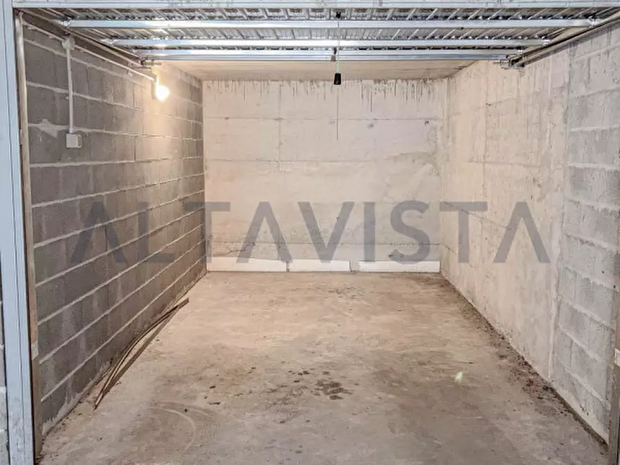 Immagine 5 di Garage in vendita  in Via delle Fiamme Verdi a Bedizzole