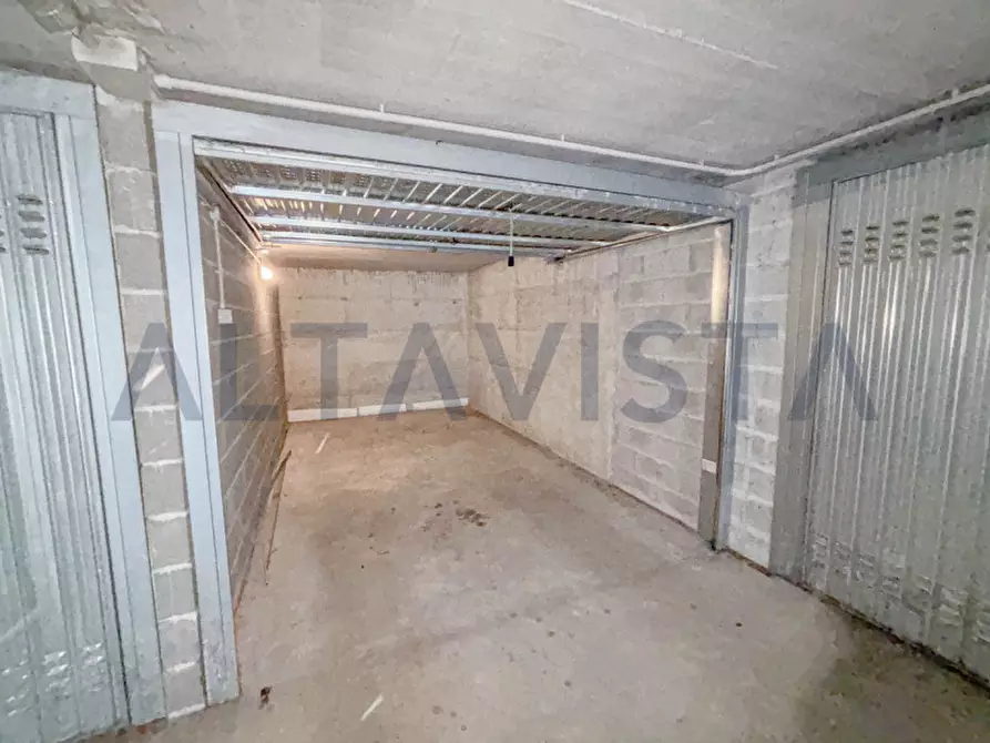 Immagine 6 di Garage in vendita  in Via delle Fiamme Verdi a Bedizzole