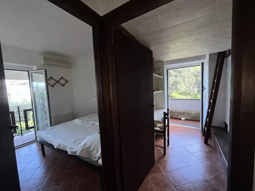 Immagine 17 di Villa in vendita  in Viale Nettuno a Fiumicino