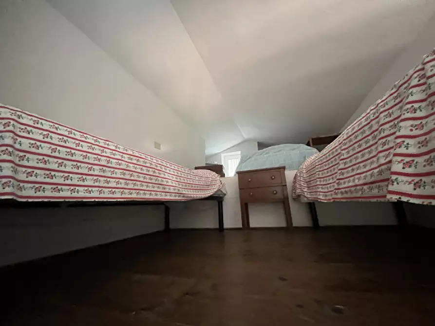 Immagine 26 di Villa in vendita  in Viale Nettuno a Fiumicino