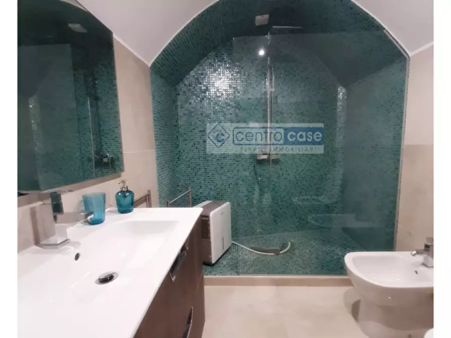 Immagine 13 di Appartamento in vendita  in via san giovanni a Gaeta