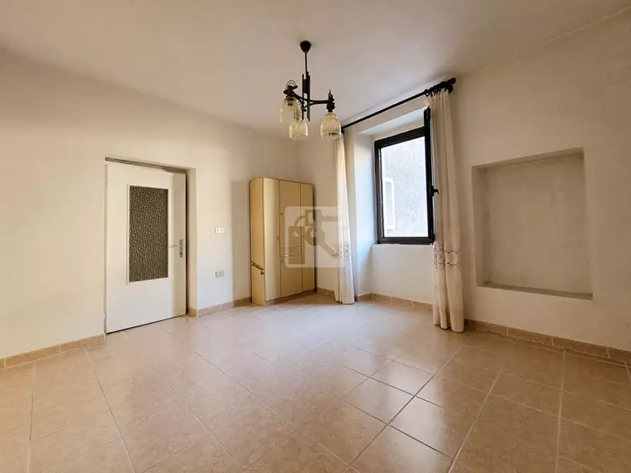 Immagine 6 di Appartamento in vendita  in via mazzini a Dro