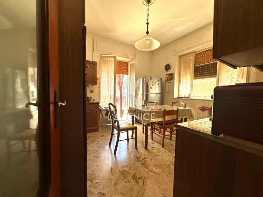 Immagine 17 di Appartamento in vendita  in via dei gerani 16 a Martina Franca