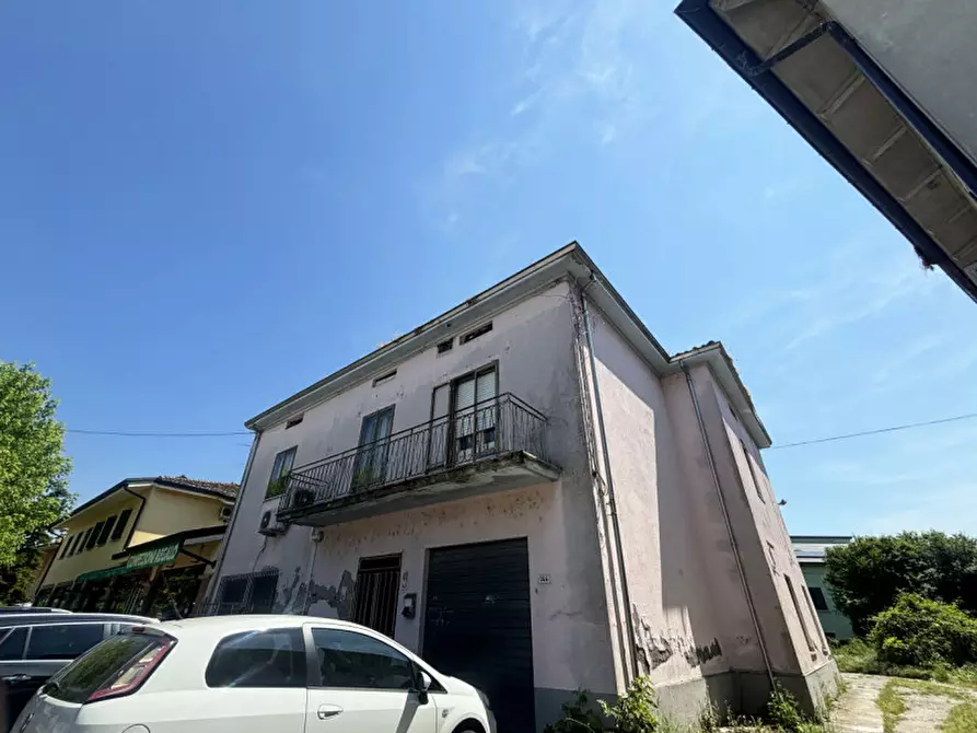 Immagine 4 di Villetta a schiera in vendita  in strada Asolana, 143/144 a Colorno