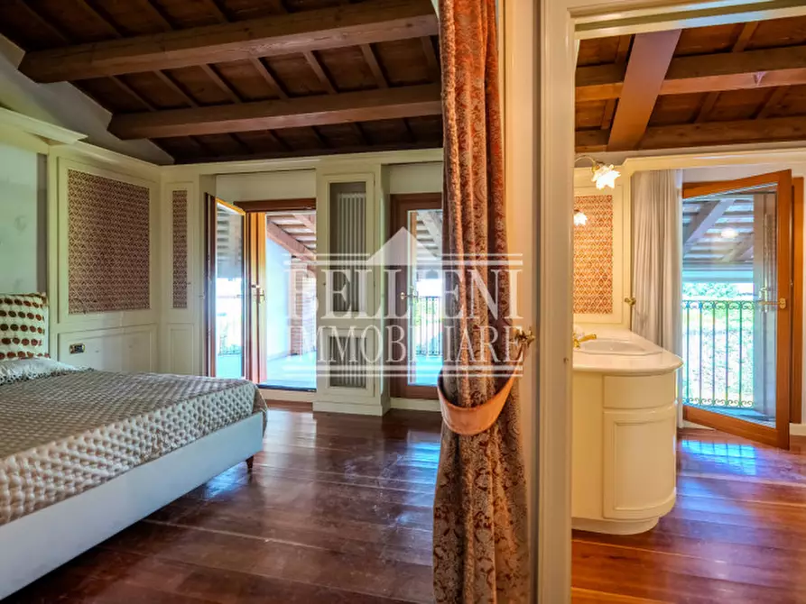 Immagine 15 di Villa in vendita  in Strada della Parolina a Vicenza