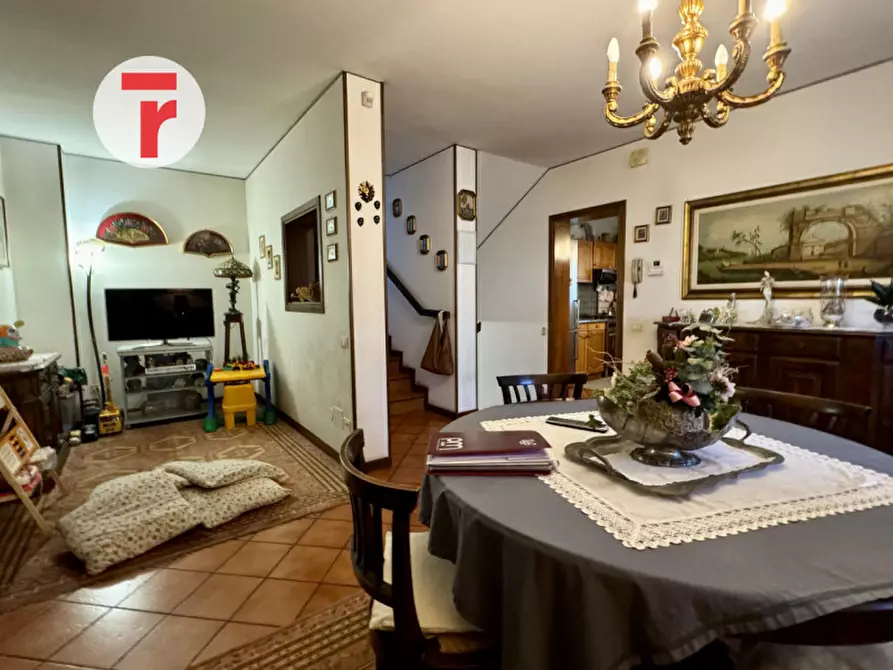 Immagine 8 di Casa bifamiliare in vendita  in via porta a Cadoneghe