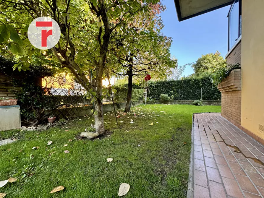 Immagine 9 di Casa bifamiliare in vendita  in via porta a Cadoneghe