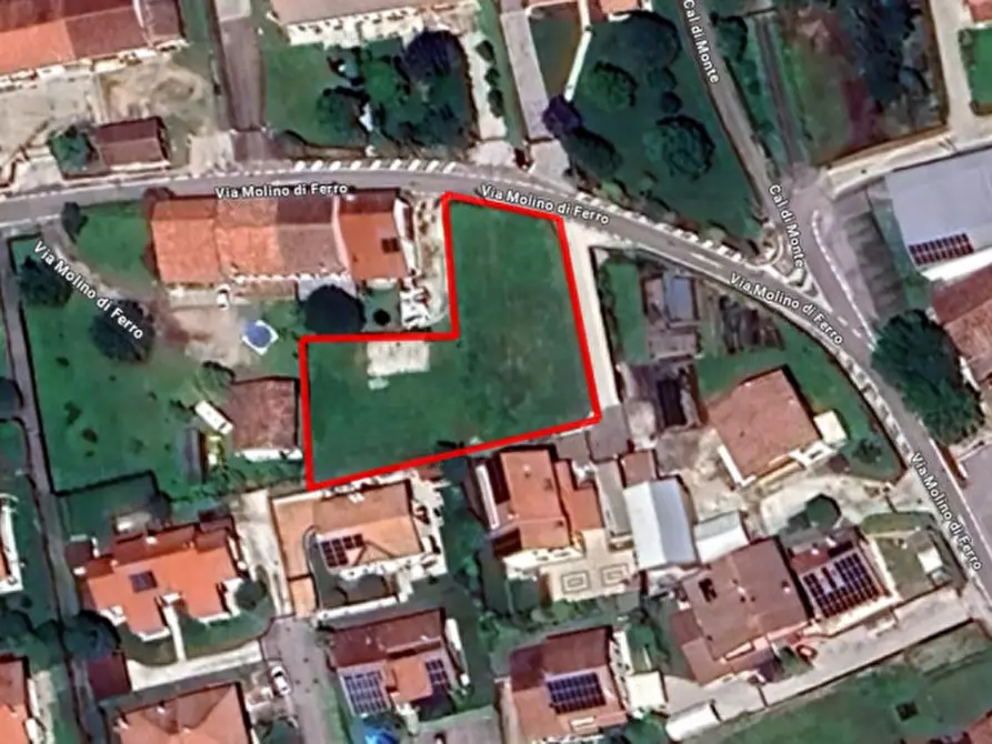 Immagine 6 di Terreno in vendita  in Via Molino di Ferro a Castelfranco Veneto