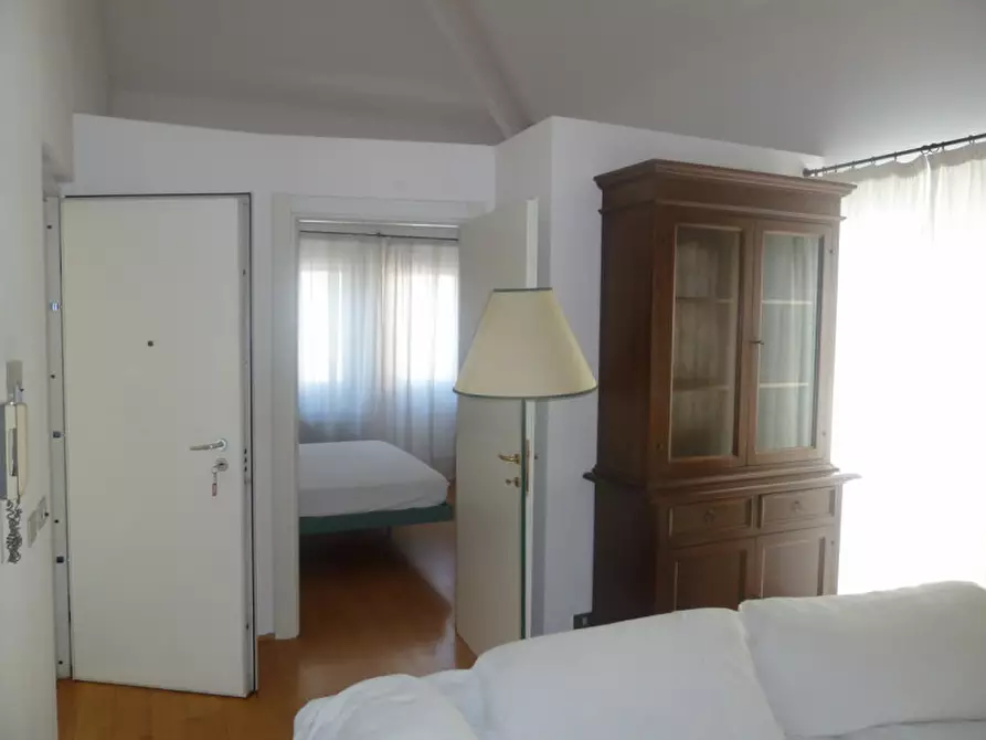 Immagine 4 di Palazzo in vendita  in Via Ambrogio Volpi 35 a Casale Monferrato