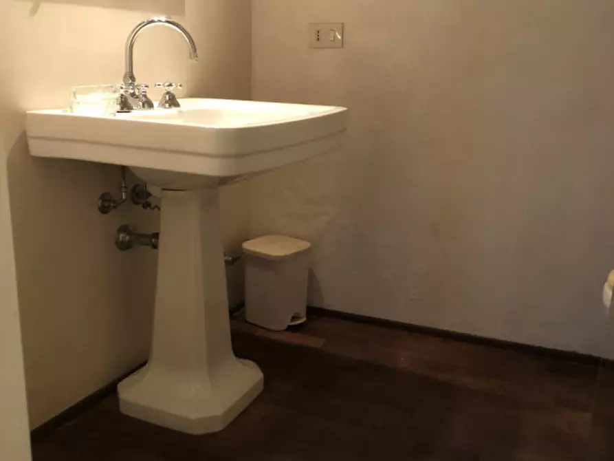 Immagine 18 di Palazzo in vendita  in Via Ambrogio Volpi 35 a Casale Monferrato