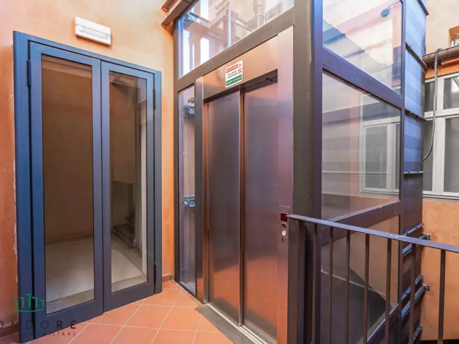 Immagine 19 di Ufficio in vendita  in via Pescherie Vecchie a Bologna