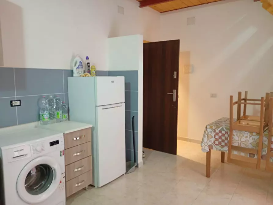 Immagine 13 di Appartamento in affitto  in via settembrini a Napoli