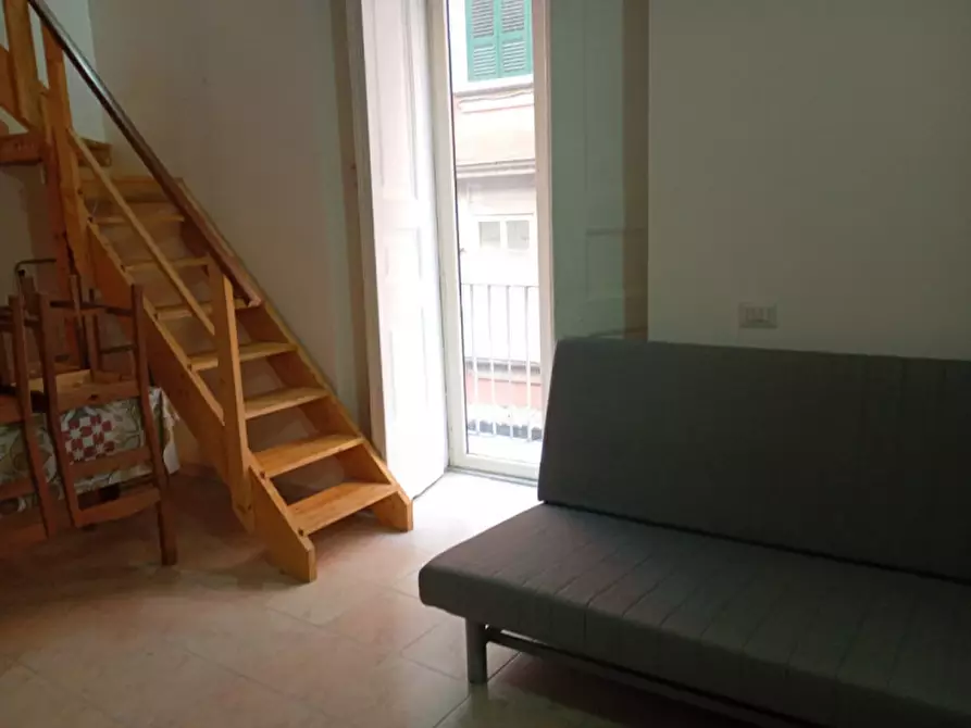 Immagine 16 di Appartamento in affitto  in via settembrini a Napoli