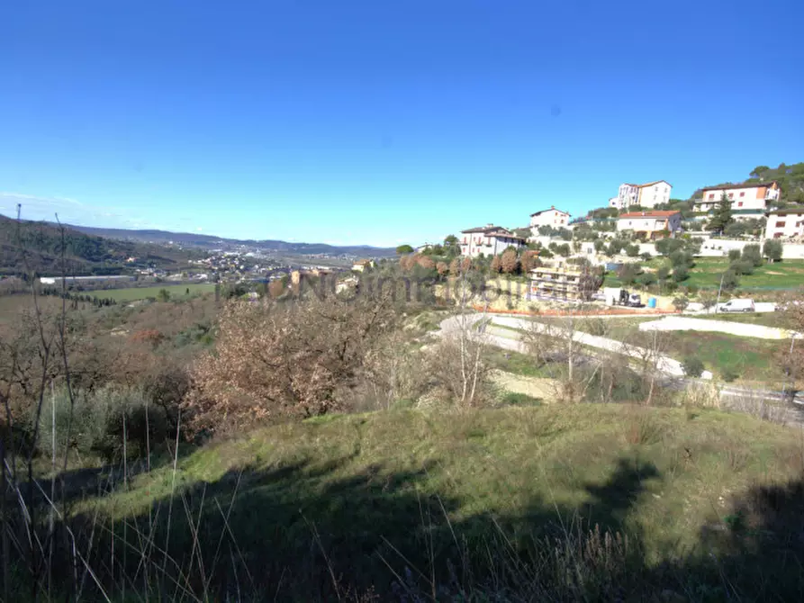 Immagine 20 di Terreno in vendita  a Corciano