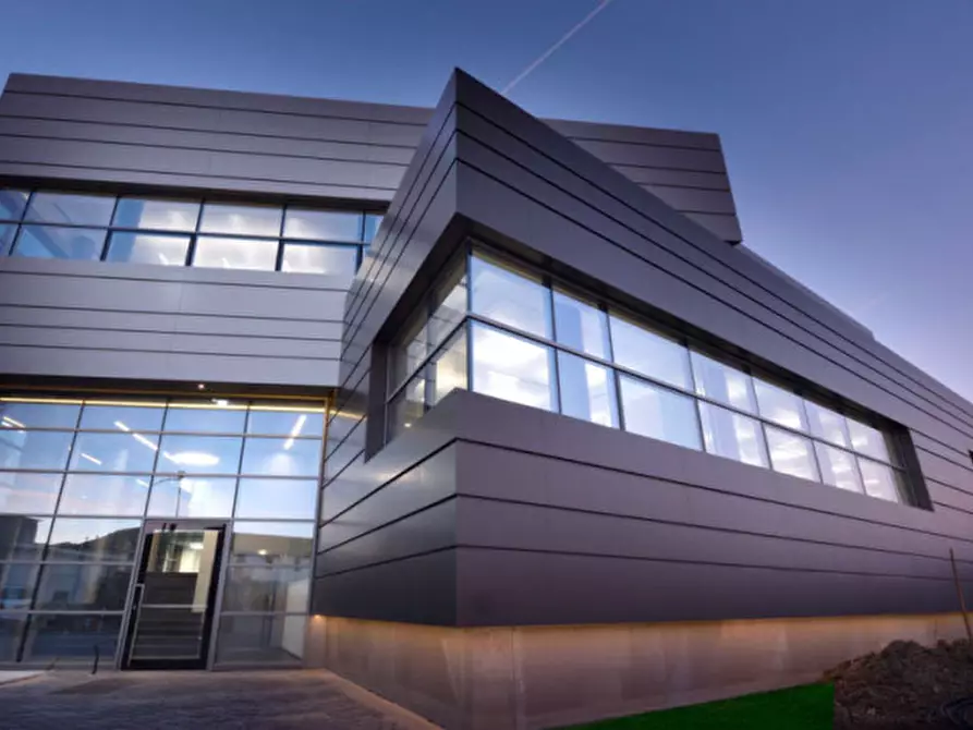 Immagine 1 di Attività commerciale in vendita  in Via Beato Pellegrino a Padova