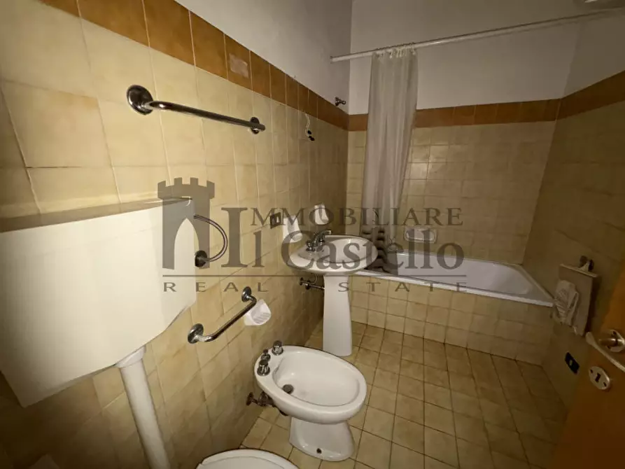 Immagine 6 di Appartamento in vendita  in camucia a Cortona