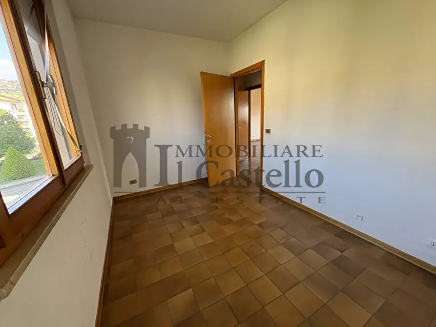 Immagine 12 di Appartamento in vendita  in camucia a Cortona