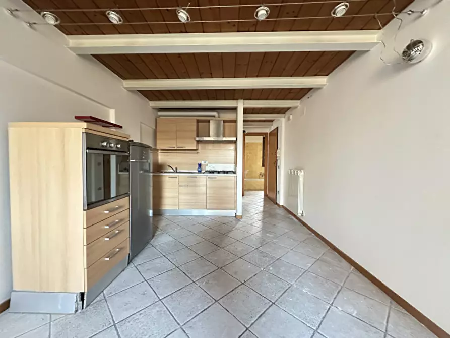 Immagine 1 di Appartamento in vendita  in Viale Giacomo Leopardi a Senigallia