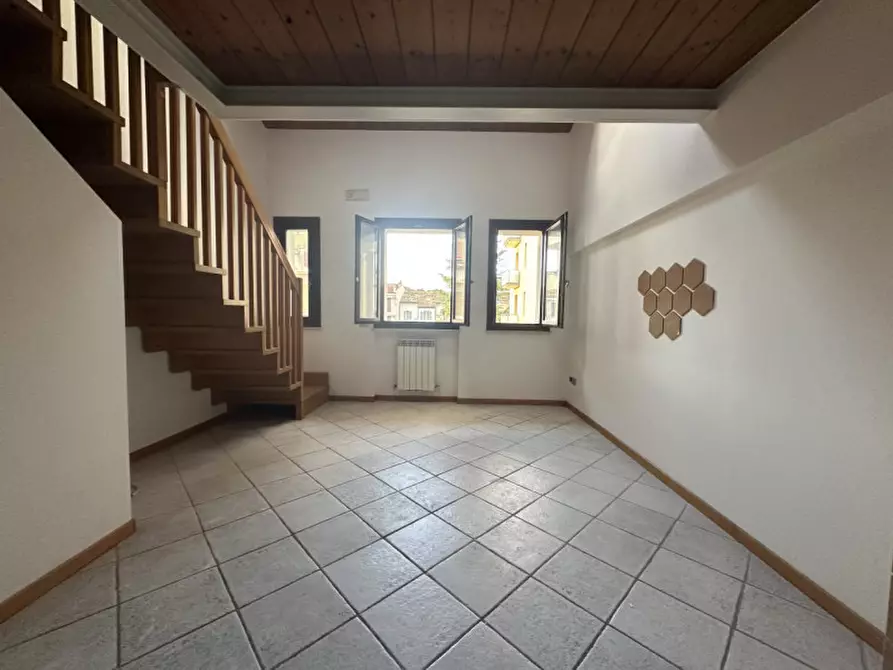 Immagine 2 di Appartamento in vendita  in Viale Giacomo Leopardi a Senigallia