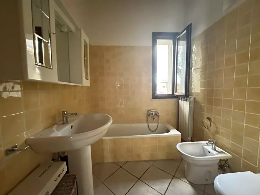 Immagine 8 di Appartamento in vendita  in Viale Giacomo Leopardi a Senigallia