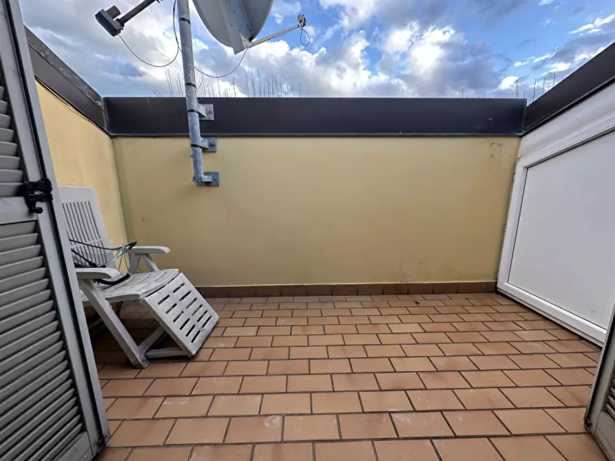 Immagine 13 di Appartamento in vendita  in Viale Giacomo Leopardi a Senigallia