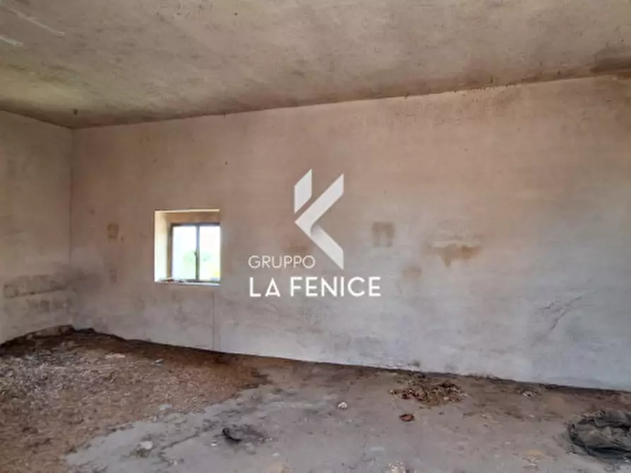 Immagine 28 di Rustico / casale in vendita  in contrada San Marco a Locorotondo