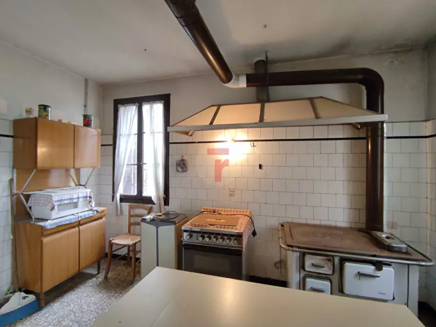 Immagine 3 di Rustico / casale in vendita  in Via Trieste a Vigodarzere