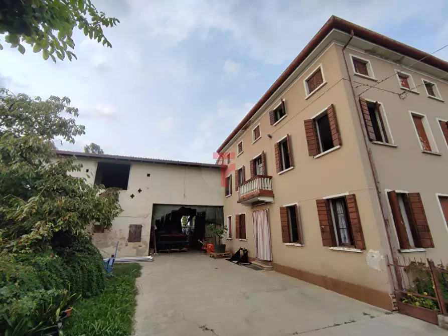 Immagine 17 di Rustico / casale in vendita  in Via Trieste a Vigodarzere