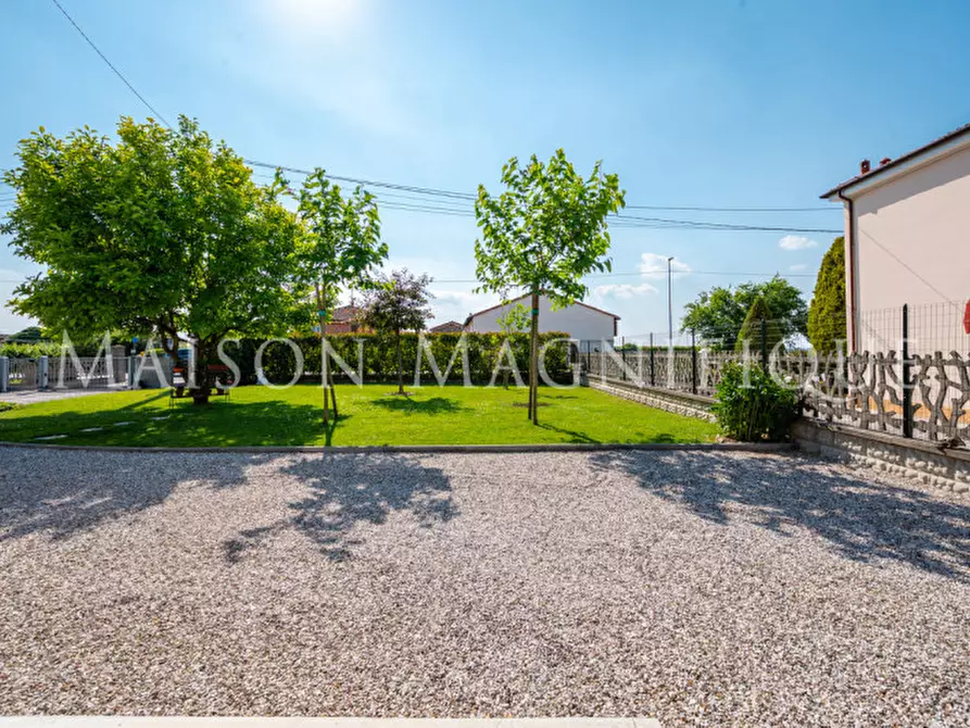 Immagine 30 di Casa indipendente in vendita  in Via bassa 267 a Ferrara