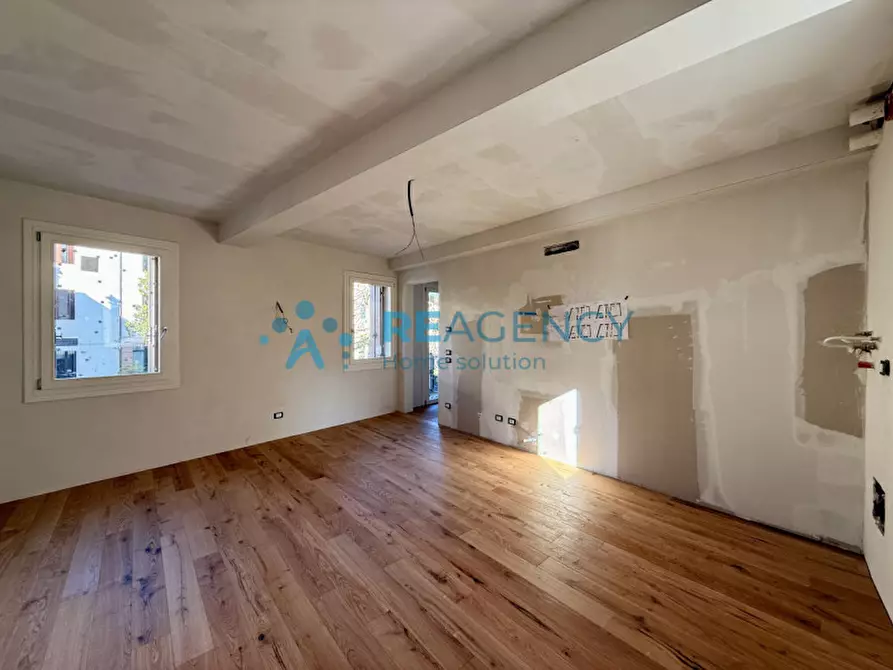 Immagine 2 di Appartamento in vendita  in Contra' della Fossetta, 7 a Vicenza