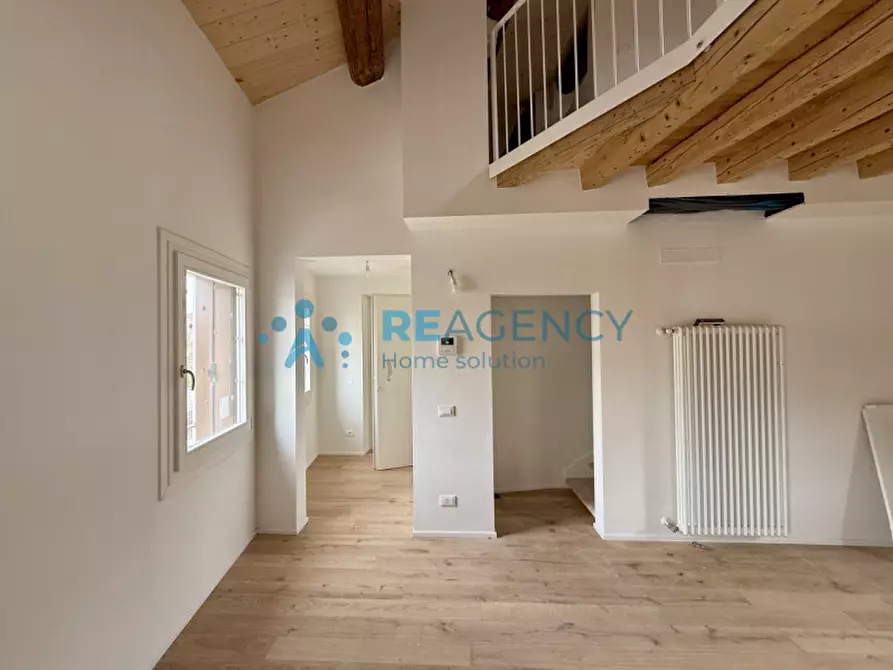 Immagine 4 di Appartamento in vendita  in Contra' della Fossetta, 7 a Vicenza