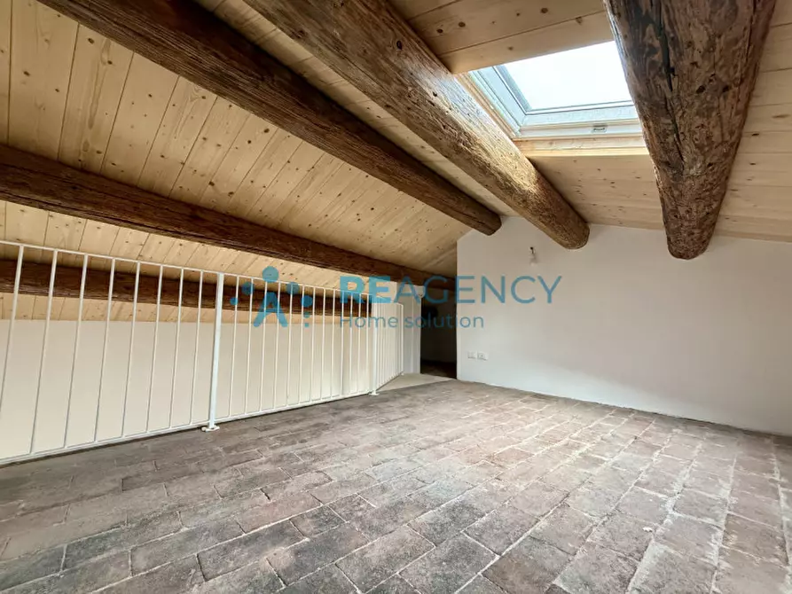 Immagine 14 di Appartamento in vendita  in Contra' della Fossetta, 7 a Vicenza