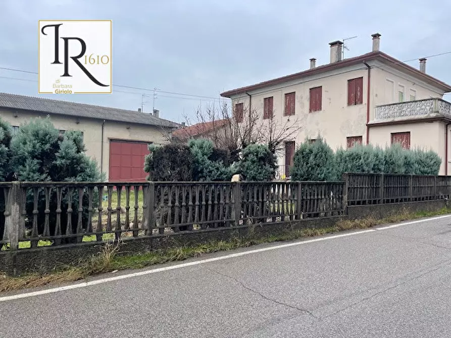 Immagine 2 di Casa indipendente in vendita  a Castagnaro