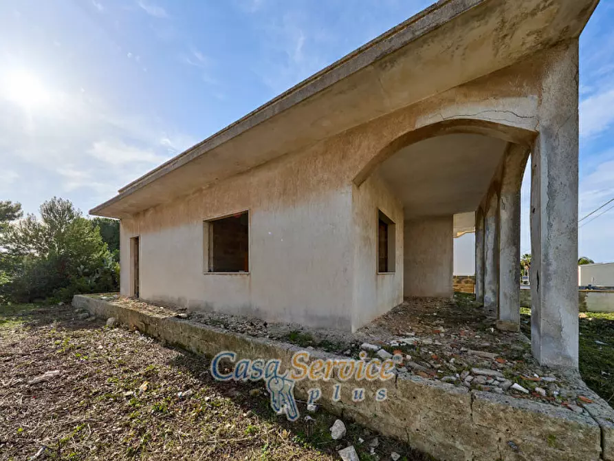 Immagine 25 di Rustico / casale in vendita  in Via Curtatone a Racale