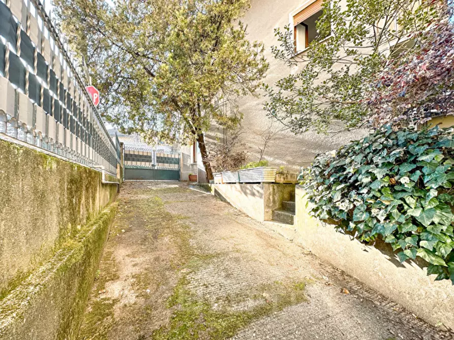 Immagine 29 di Casa indipendente in vendita  in viale rimembranze 64 a Borgosesia