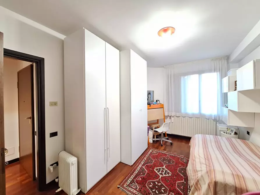 Immagine 5 di Appartamento in vendita  in Viale Tre Martiri a Rovigo