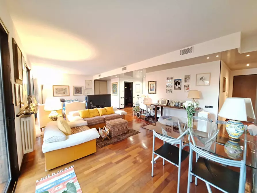 Immagine 14 di Appartamento in vendita  in Viale Tre Martiri a Rovigo