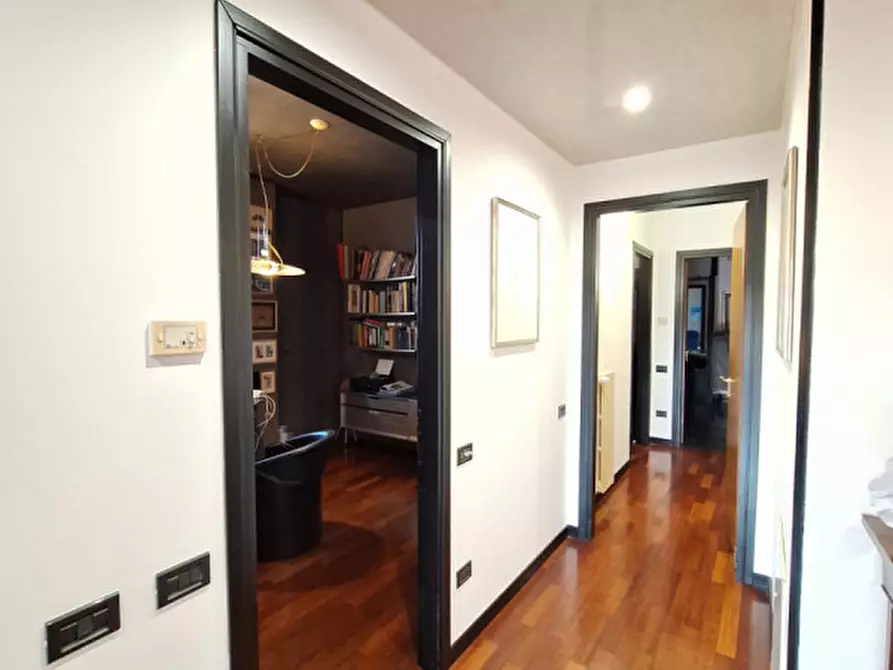 Immagine 19 di Appartamento in vendita  in Viale Tre Martiri a Rovigo