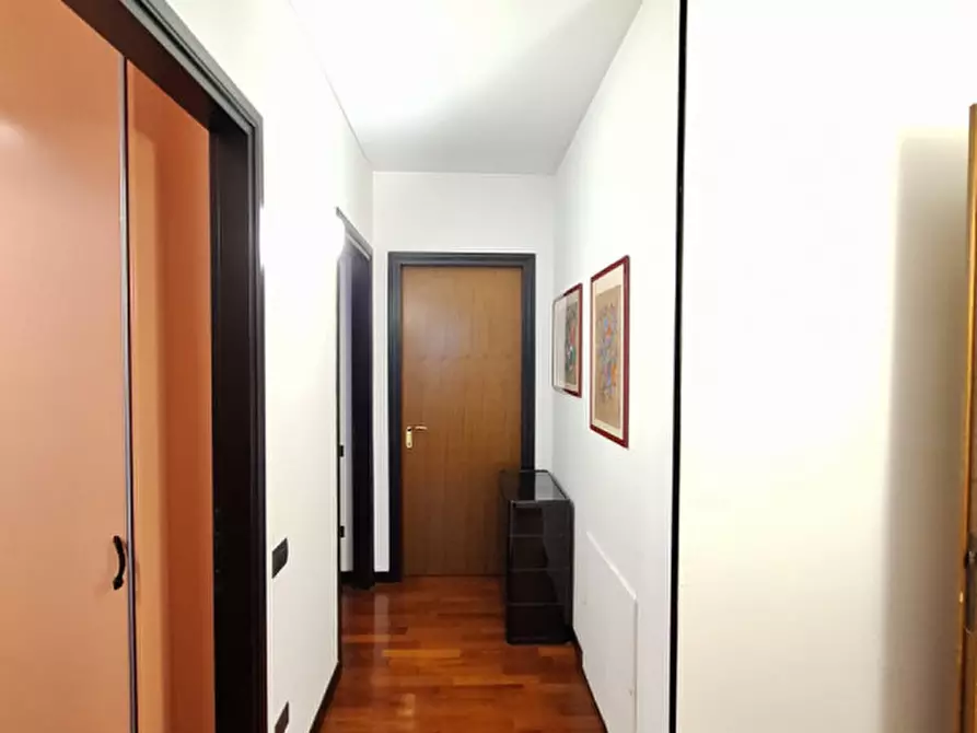 Immagine 27 di Appartamento in vendita  in Viale Tre Martiri a Rovigo