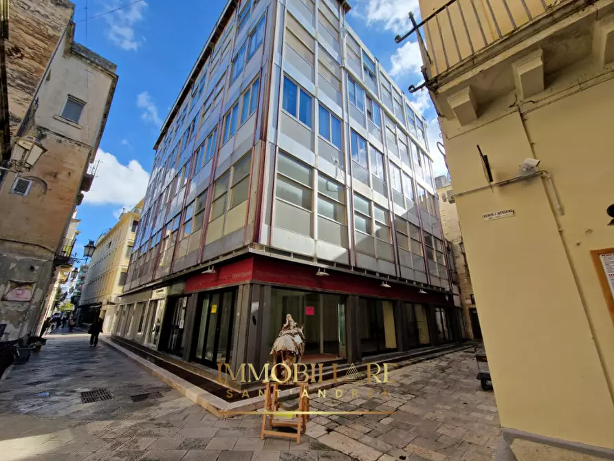 Immagine 27 di Appartamento in vendita  in Via Matteotti 11 a Lecce