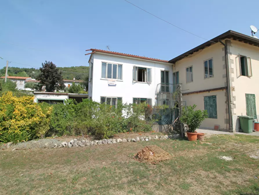 Immagine 4 di Casa bifamiliare in vendita  in Via Camillo Benso Conte di Cavour a Cinto Euganeo