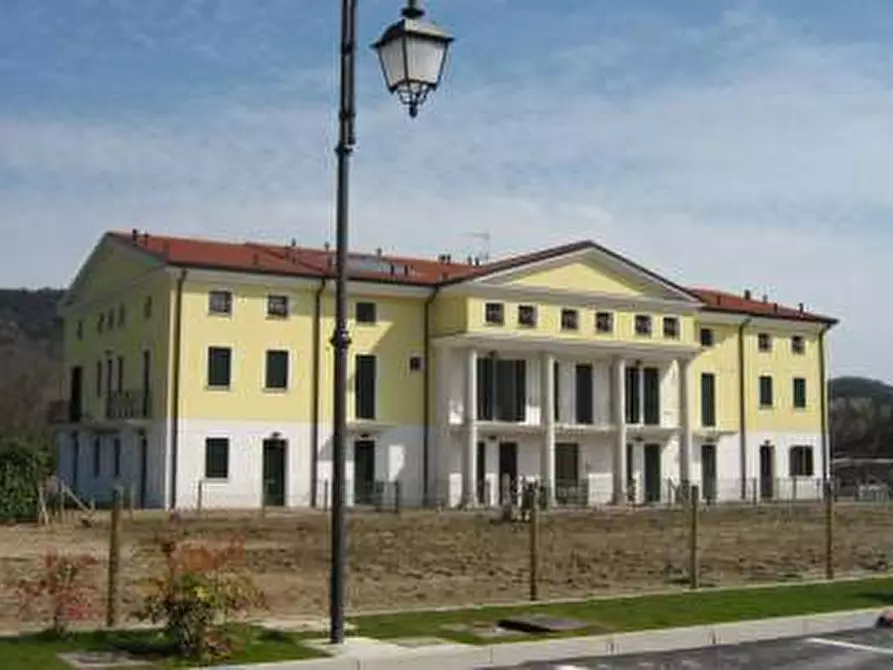 Immagine 2 di Appartamento in vendita  in Via Papa Luciani a Galzignano Terme
