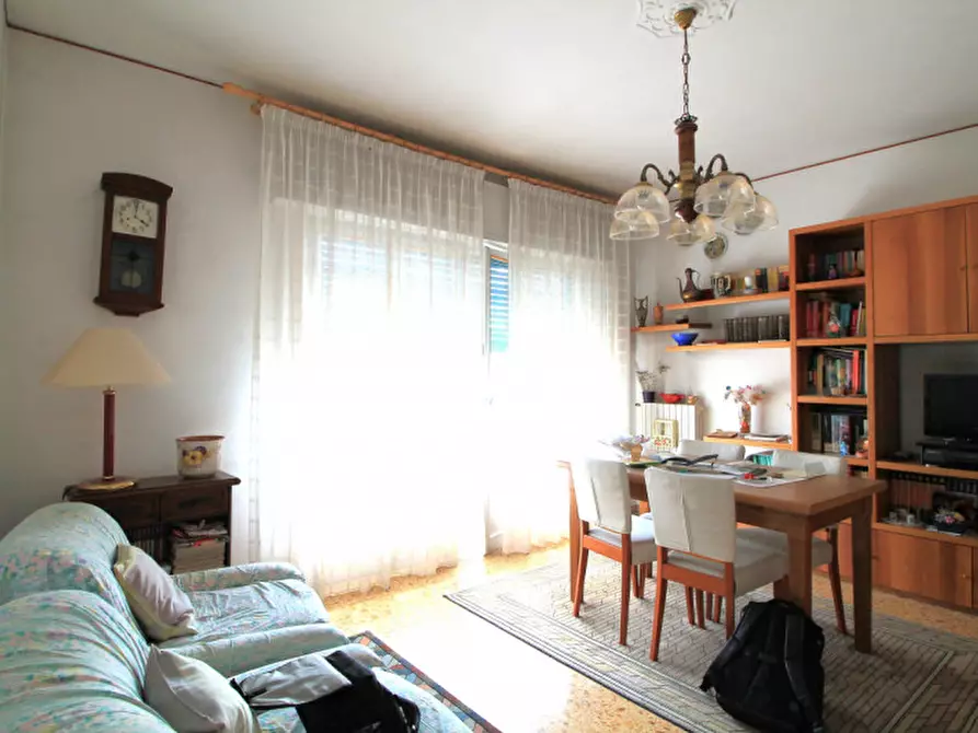 Immagine 40 di Appartamento in vendita  in Via Dante Alighieri a Battaglia Terme