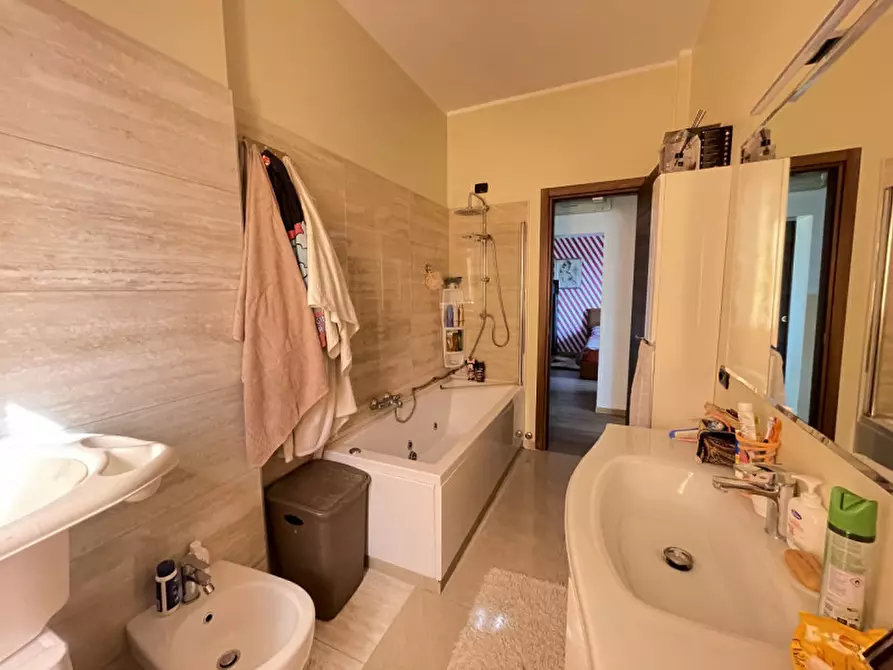 Immagine 25 di Appartamento in vendita  in Viale Colli Euganei a Battaglia Terme