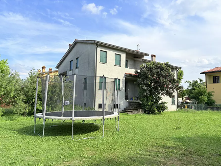 Immagine 3 di Casa bifamiliare in vendita  in Via Valli Valsanzibio a Galzignano Terme