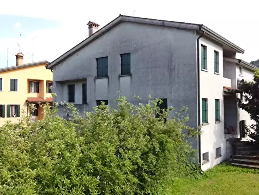 Immagine 10 di Casa bifamiliare in vendita  in Via Valli Valsanzibio a Galzignano Terme